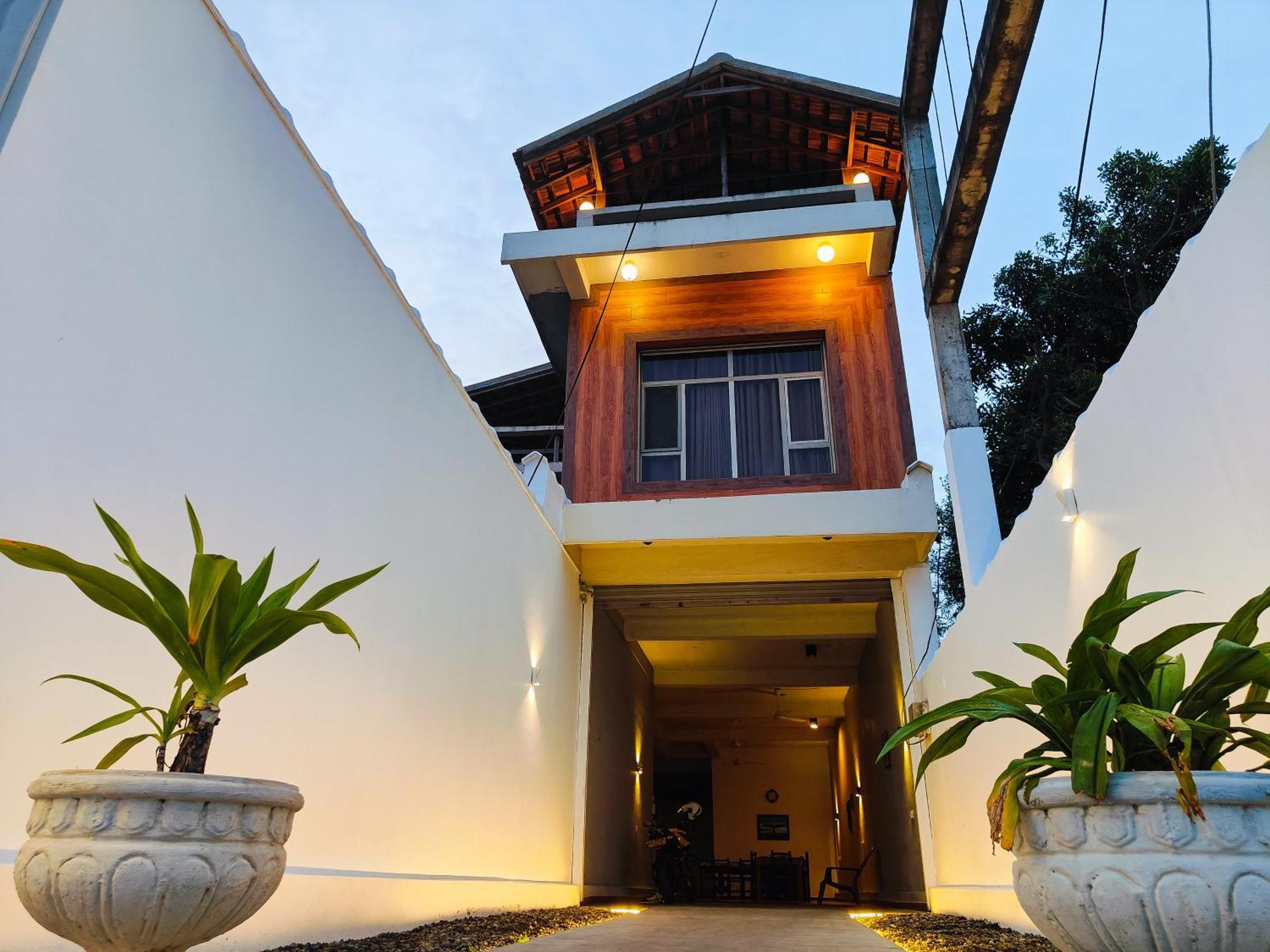 Royal Point Arugambay Hotell Arugam Bay Exteriör bild