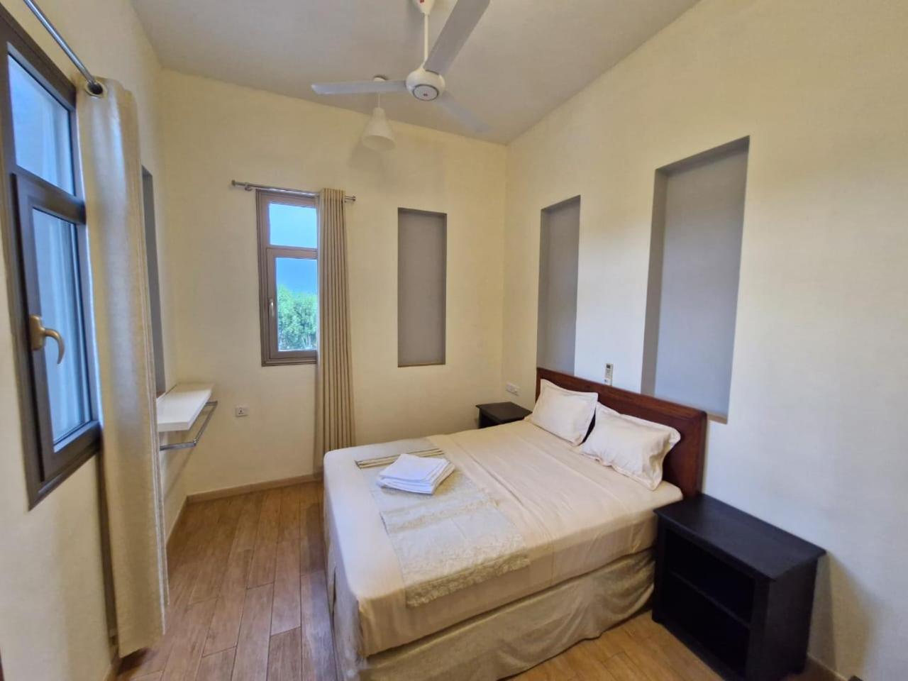 Royal Point Arugambay Hotell Arugam Bay Rum bild