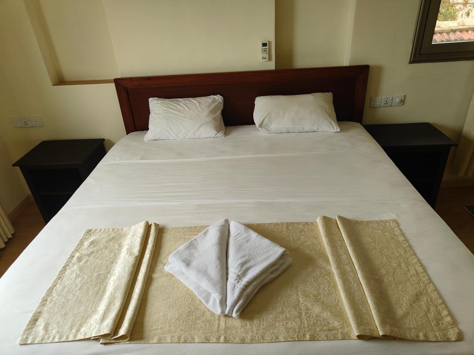 Royal Point Arugambay Hotell Arugam Bay Rum bild